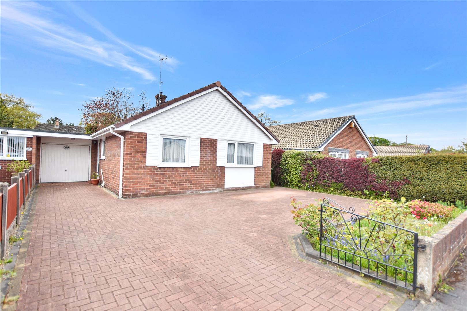 SSTC 2 Bed Bungalow Link Detached